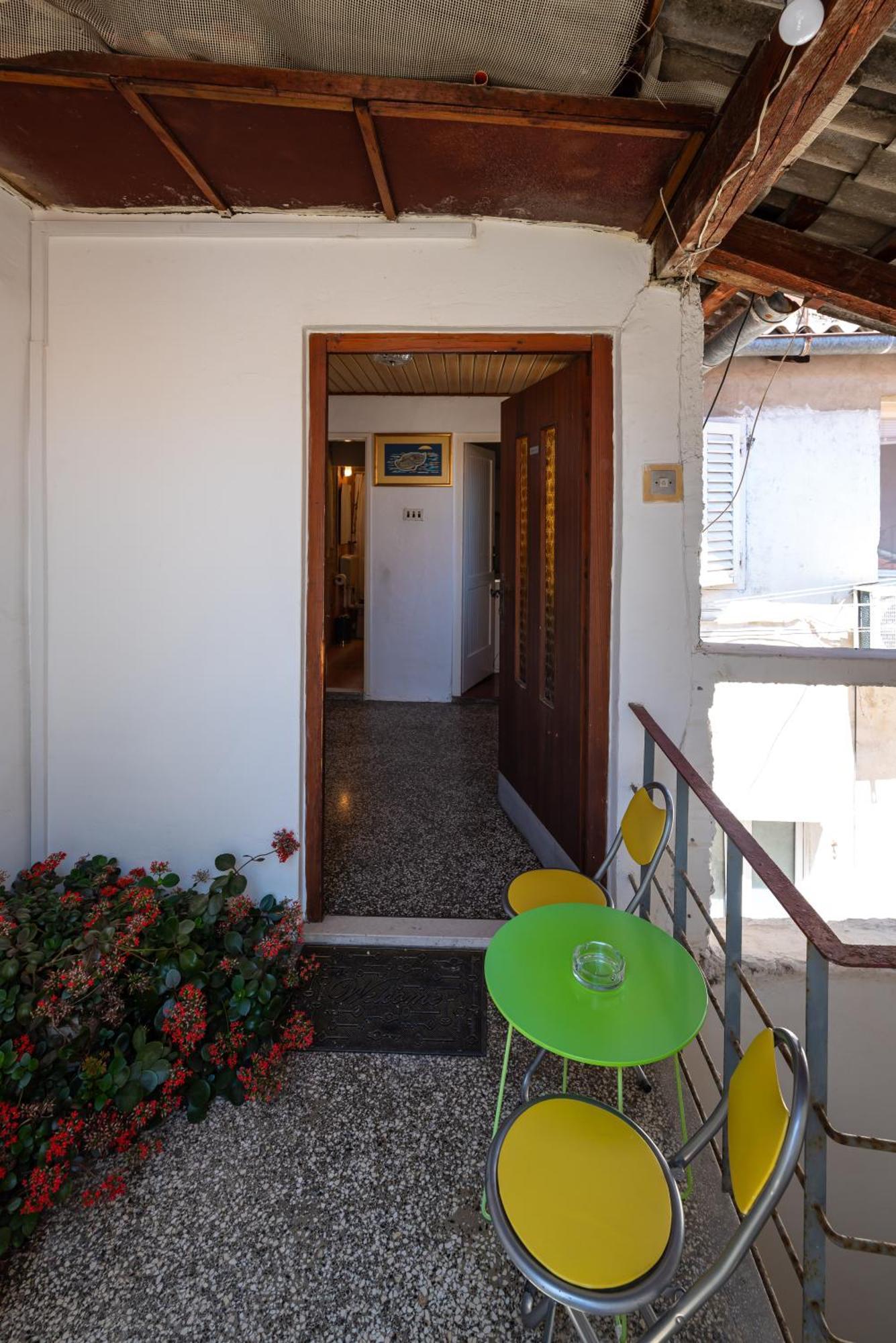 Apartment Timeless Antique Old Town With Terrace Zadar