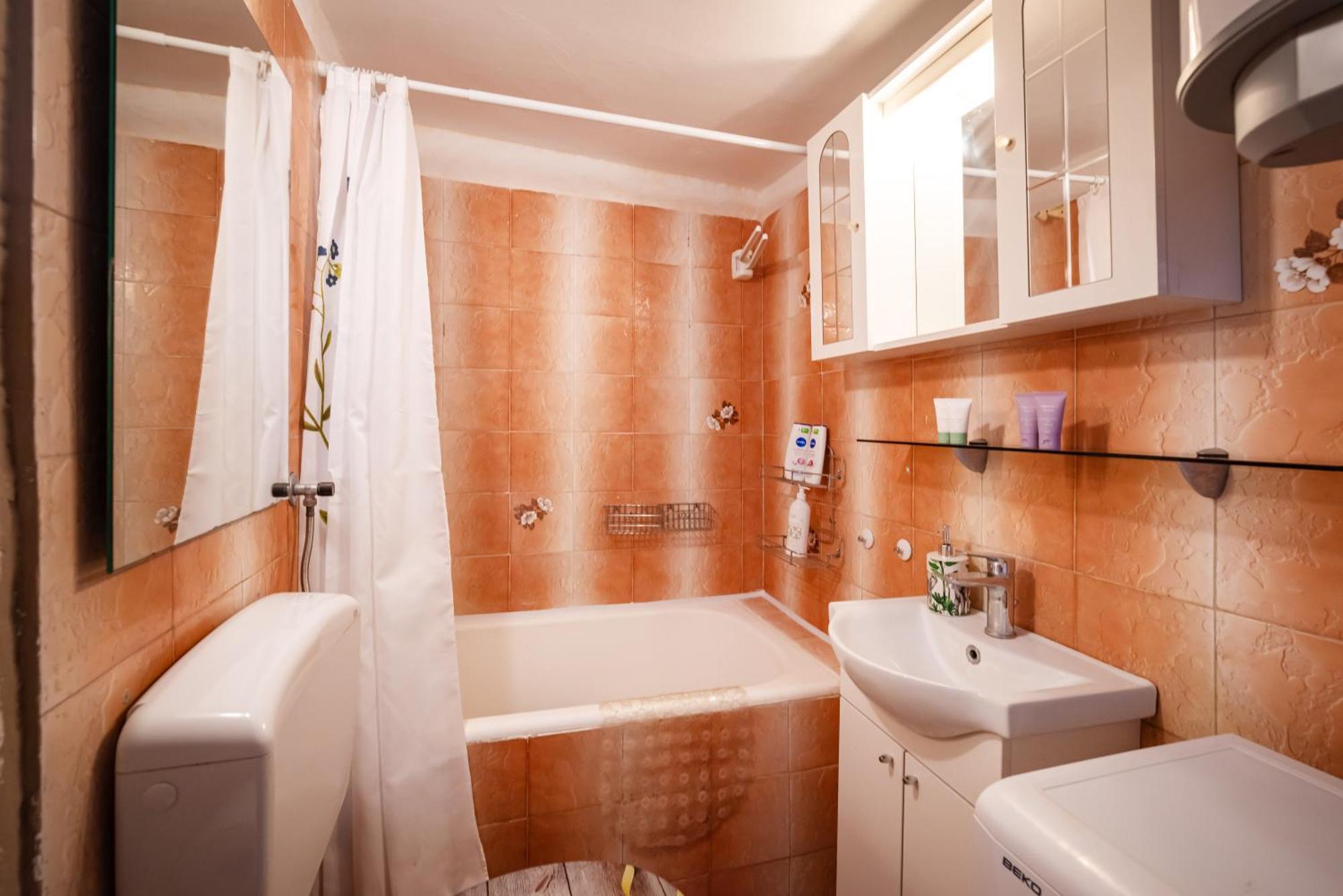 Apartment Timeless Antique Old Town With Terrace