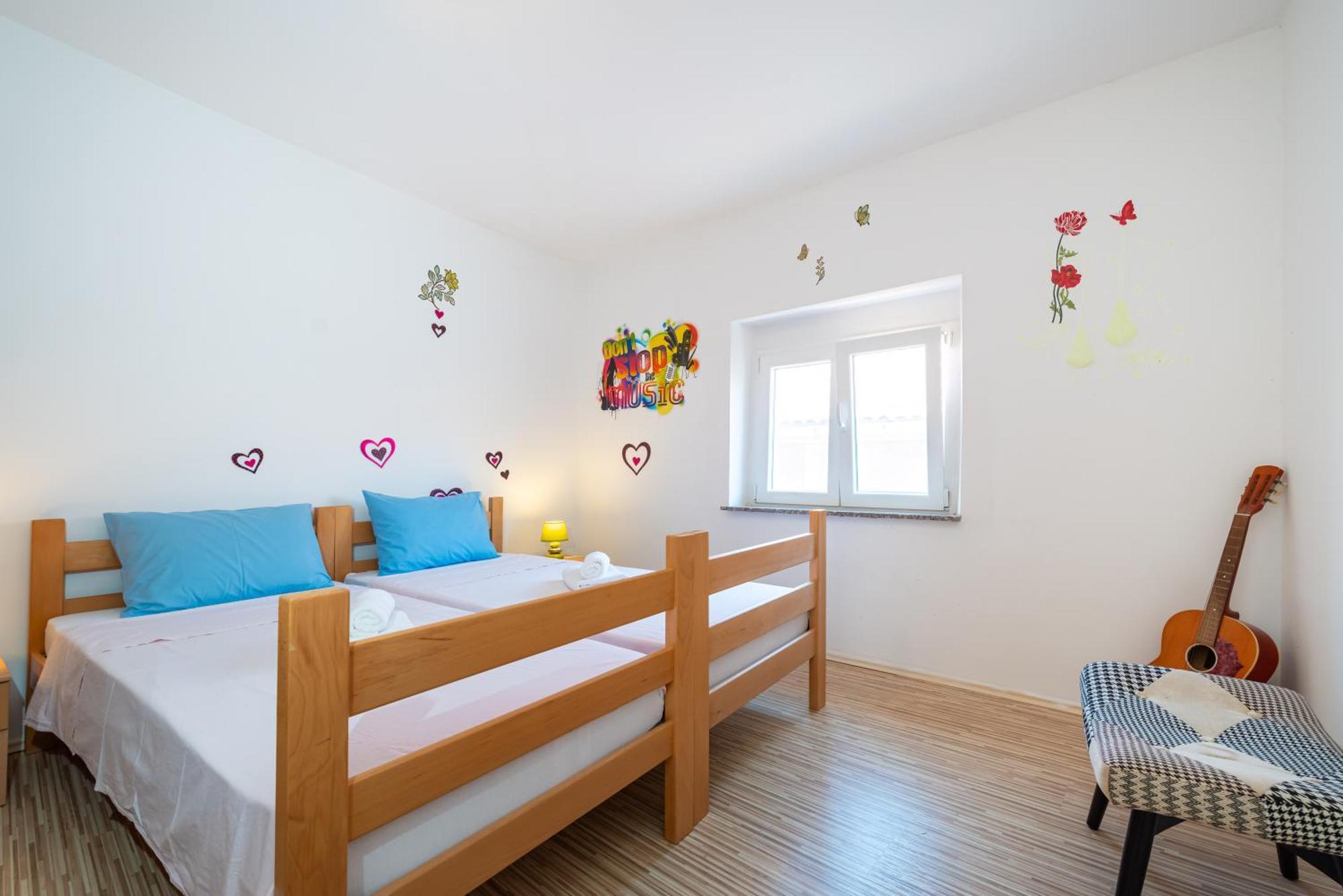 Timeless Antique Old Town With Terrace *