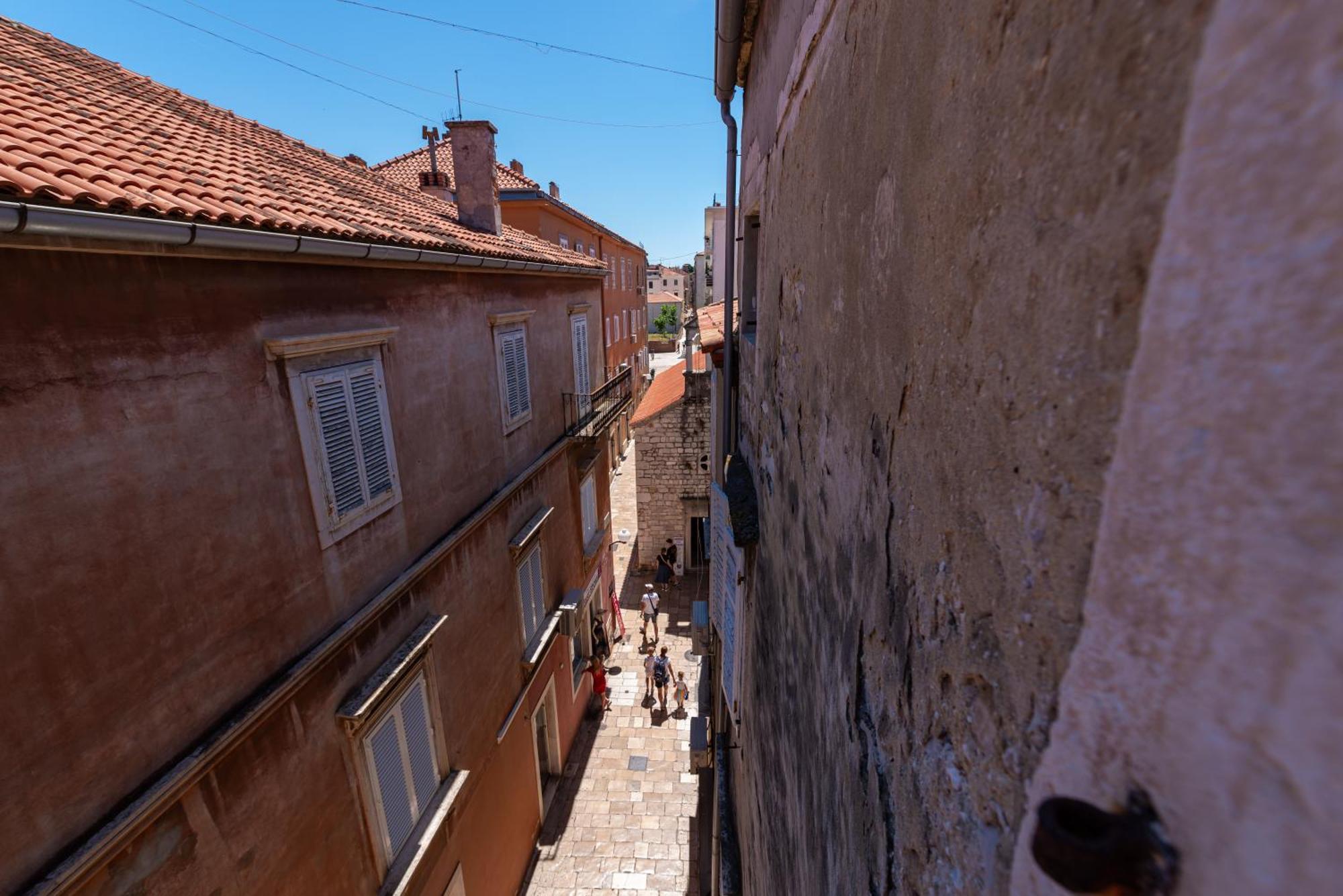 Timeless Antique Old Town With Terrace Zadar